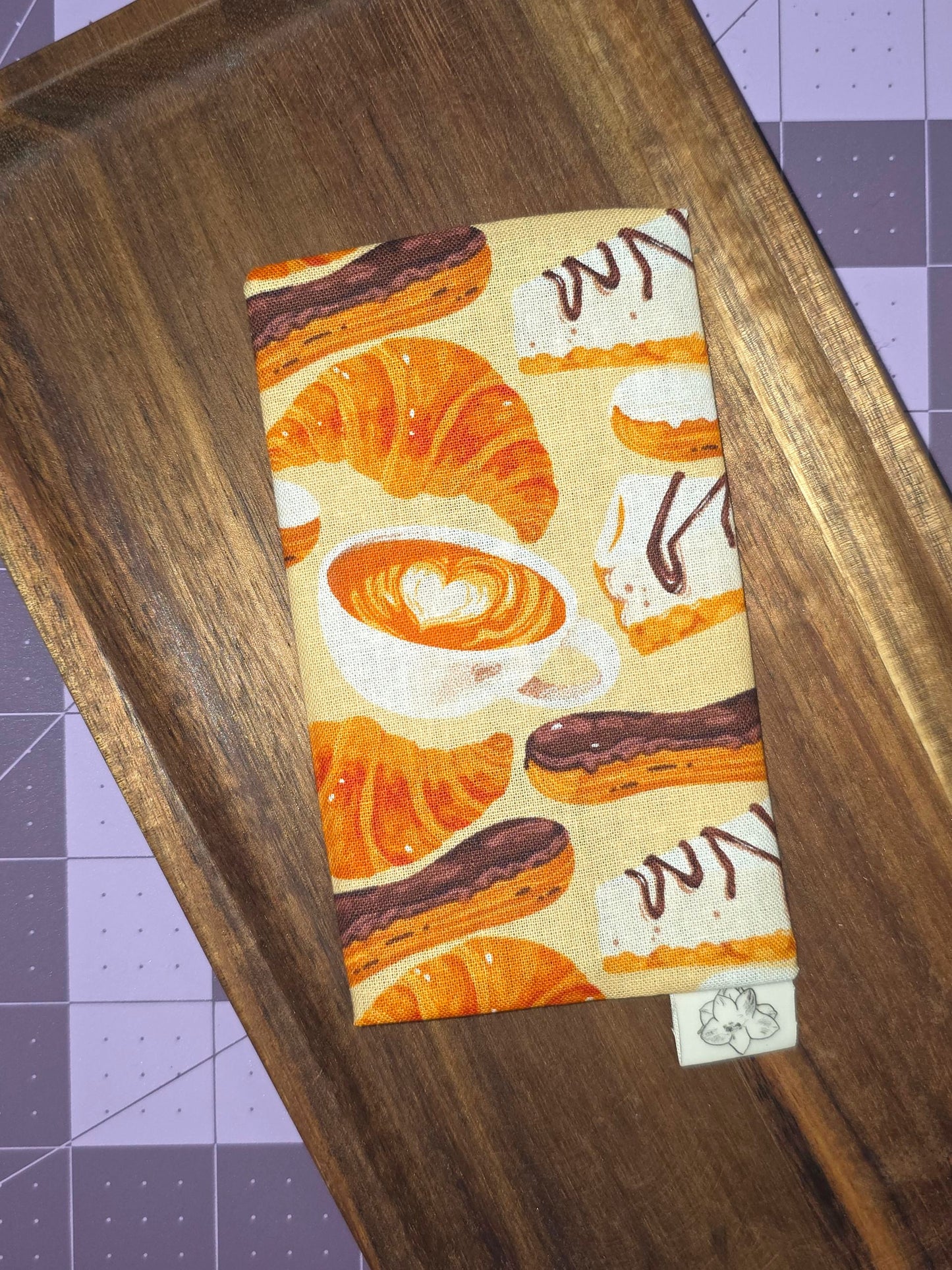 Warm Pastry Tissue Pouch