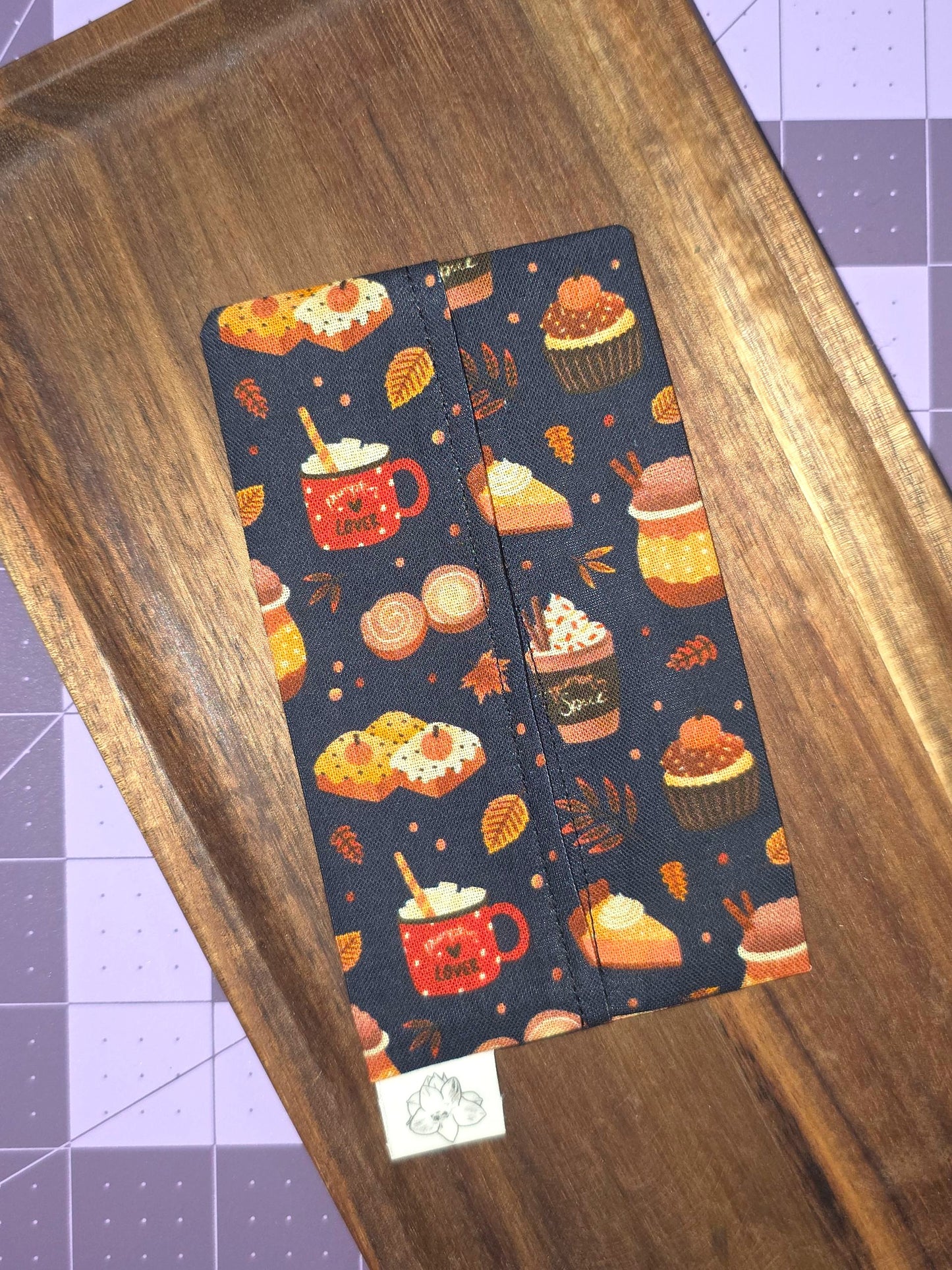 Autumn Pastry Tissue Pouch